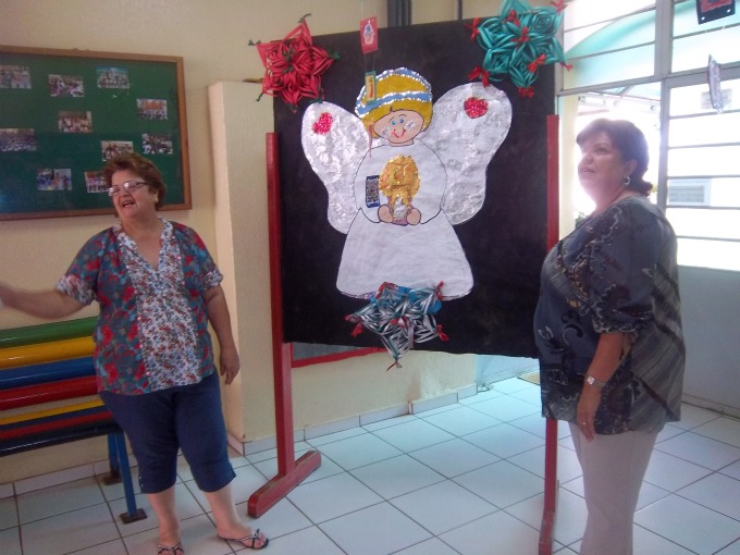 Escolas e UBS da região do Hilda e Umuarama recebem a vereadora Tieza