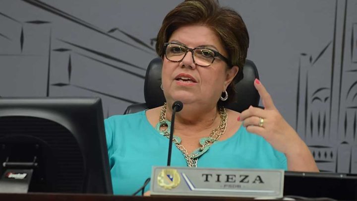 Tieza parabeniza guardas municipais que se aposentaram em 2018