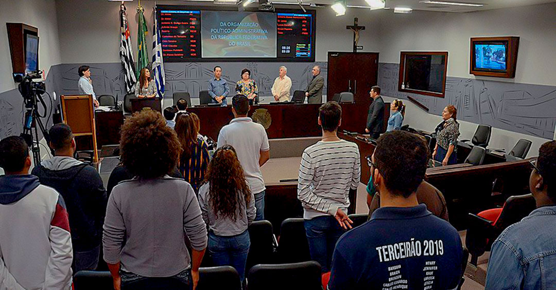 Escola do Legislativo oferece curso sobre a organização do Estado Brasileiro; assista na íntegra