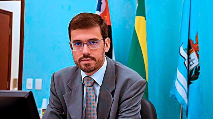 Sessão solene virtual da Câmara de Araçatuba vai homenagear o juiz Adhemar Prisco da Cunha Neto